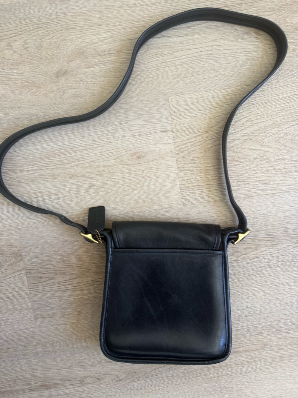 Vintage Coach 9145 Black Leather Crossbody Bag USA NYC Minimalist - Picture 2 of 7